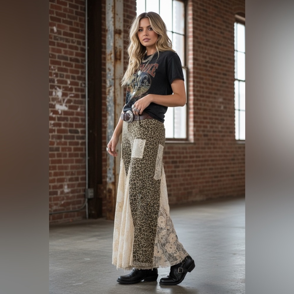 NWT Leopard Cheetah Animal Print Lace Panel Boho Wide Leg Patchwork Flare Pants - Picture 3 of 13